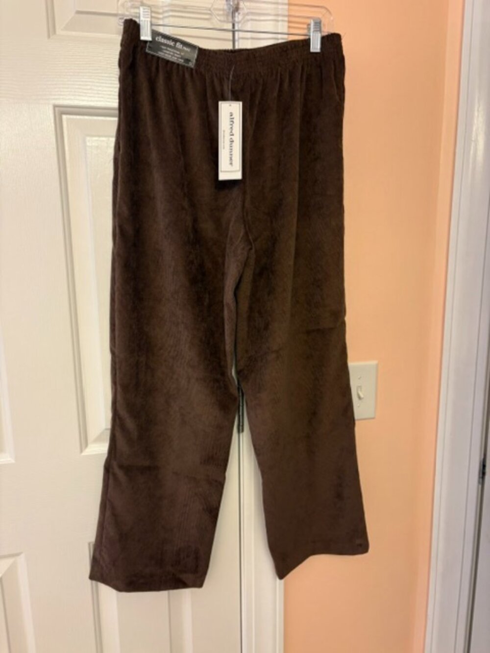 NEW w/TAGS, Alfred Dunner Corduroy Missy Classics, Size 12 Short, Brown